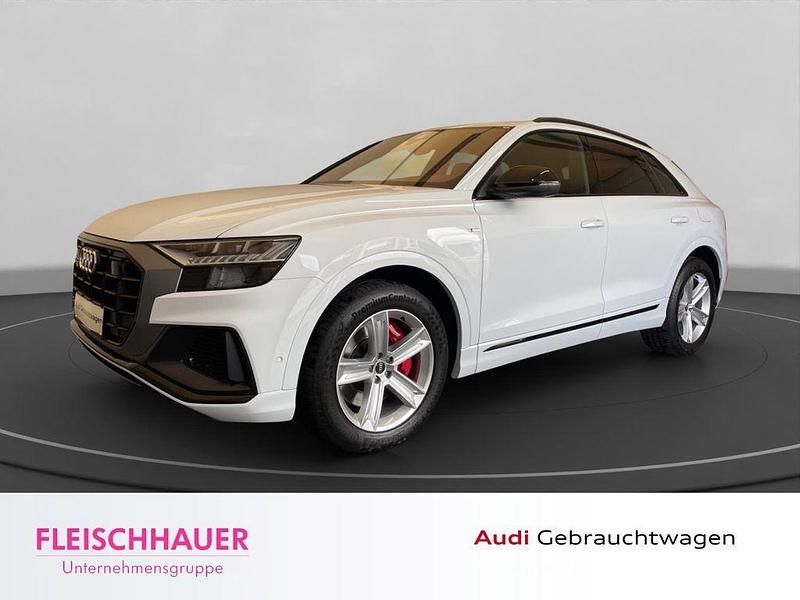 Weiss Gebraucht 2022 Audi Q8 S-Line SUV | 68.990 € (Teuer) - Bild 1/4