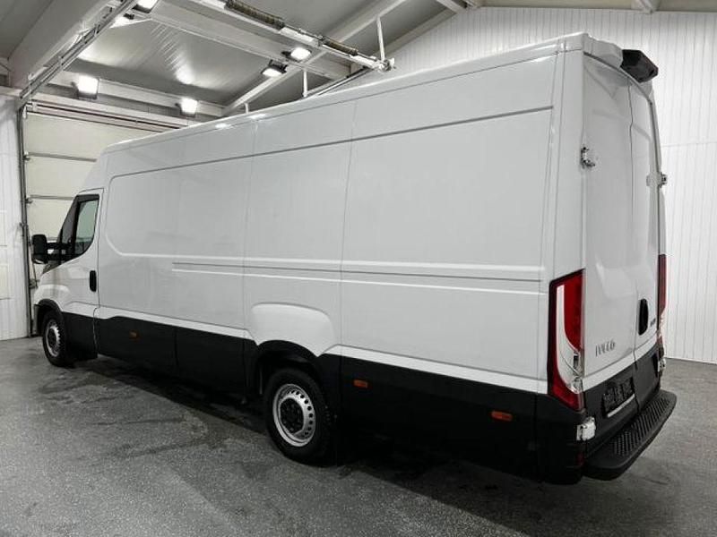 Gebraucht Iveco Daily 156 PS (114 kW) 2024 Weiss Van