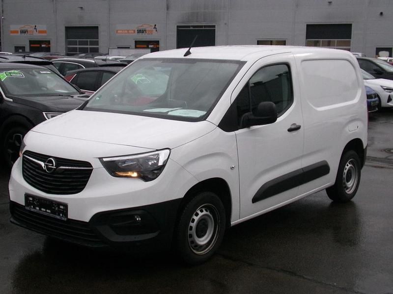 Gebraucht Opel Combo Edition 102 PS (75 kW) 2022 Jade weiss Van / Kleinbus