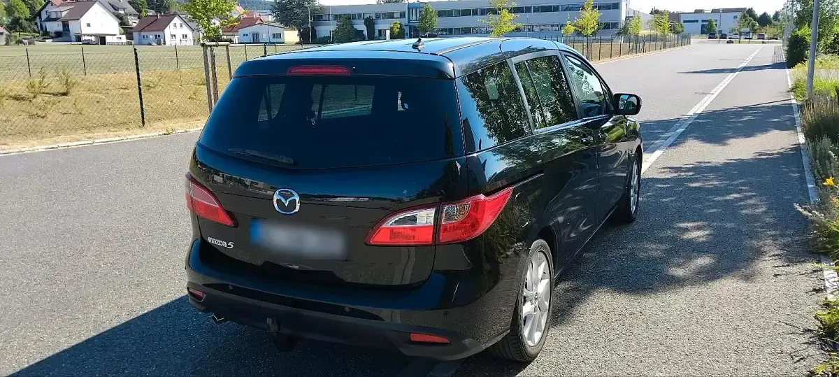 Gebraucht Mazda 5 115 PS (84 kW) 2013 Schwarz Van / Kleinbus