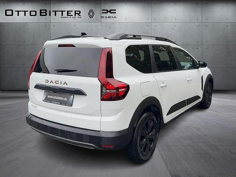 Neu Dacia Jogger Extreme 101 PS (74 kW) 2025 Arktisweiß Van / Kleinbus