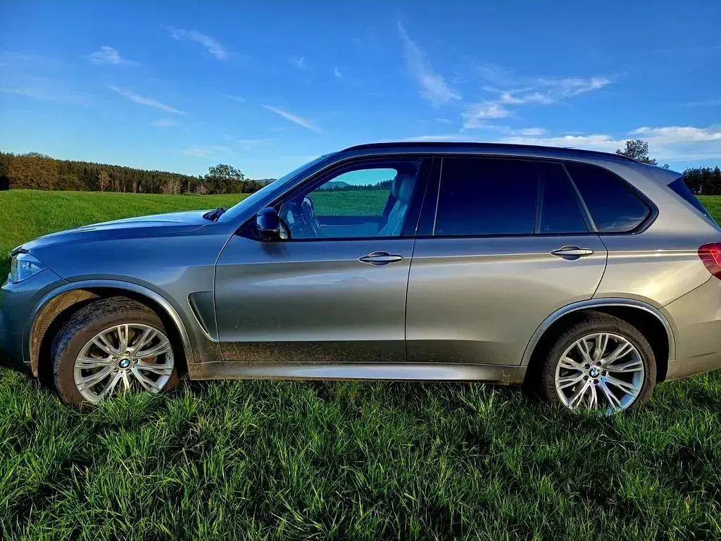 Gebraucht BMW X5 M Sport 313 PS (230 kW) 2015 Grau SUV