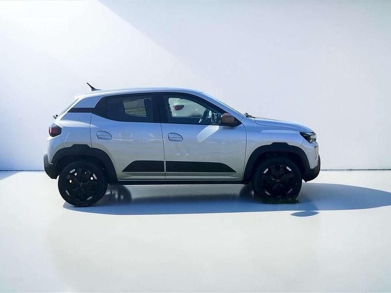 Neu Dacia Spring Extreme 47 kW (65 PS) 2026 Lightningsilver Kleinwagen