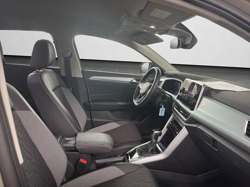 Gebraucht VW T-Roc Goal 150 PS (110 kW) 2025 Ascotgrau SUV