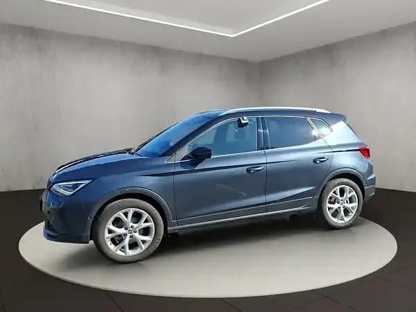 Gebraucht Seat Arona FR 110 PS (80 kW) 2022 Magnetic grau metallic / midnight schwarz metallic SUV