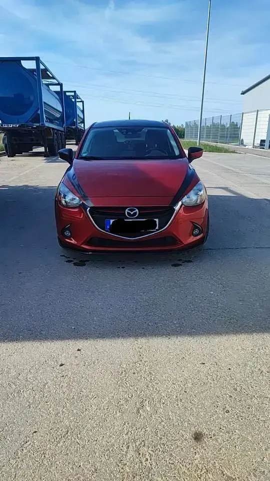 Gebraucht Mazda 2 Inclusive 105 PS (77 kW) 2016 Rot Limousine