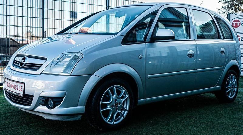 Gebraucht Opel Meriva Edition 90 PS (66 kW) 2009 Silber Van / Kleinbus