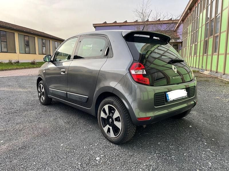 Używany Renault Twingo LIMITED 69 KM (50 kW) 2018 Szary Hatchback
