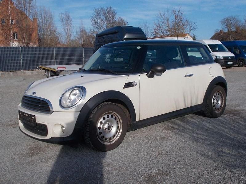 Gebraucht Mini ONE 75 PS (55 kW) 2012 Weiß Kleinwagen