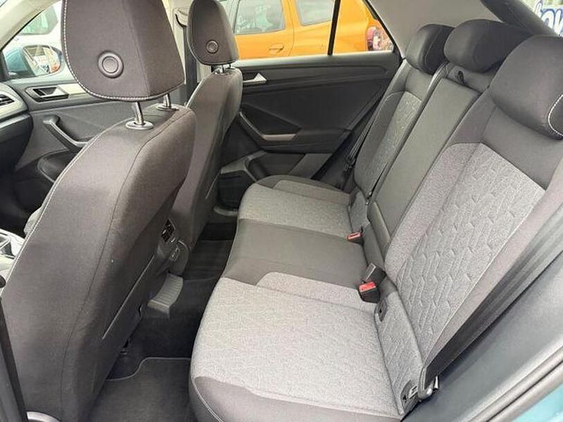 Gebraucht VW T-Roc Move 110 PS (80 kW) 2023 Petroleum blue metallic SUV