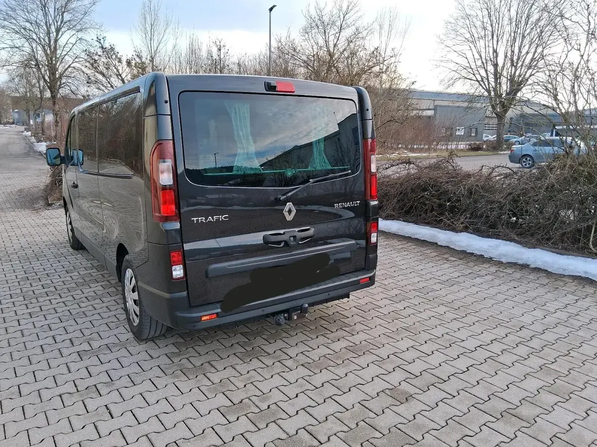 Brugt Renault Trafic Life 145 HK (106 kW) 2019 Sort MPV