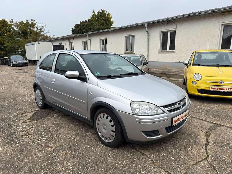 Silber Gebraucht 2006 Opel Corsa Kleinwagen | 2.790 € (Fairer Preis) - Bild 1/3