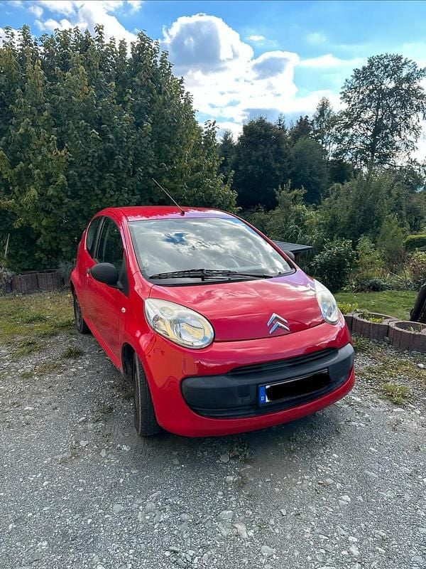 Rot Gebraucht 2007 Citroën C1 Kleinwagen | 450 € (Superpreis) - Bild 1/4