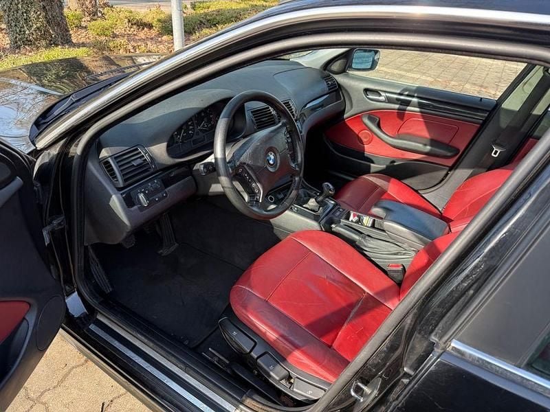 Gebraucht BMW 320 170 PS (125 kW) 2001 Schwarz Kombi