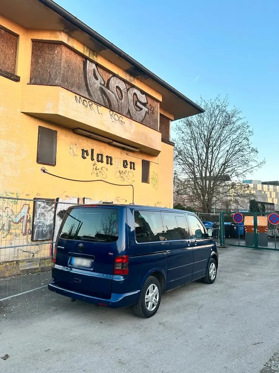 Używany VW T5 Highline 174 KM (127 kW) 2005 Niebieski Van
