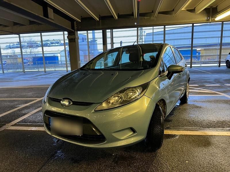 Gebraucht Ford Fiesta 68 PS (50 kW) 2009 Blau Kleinwagen