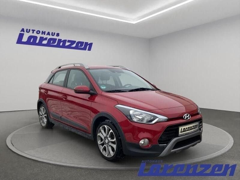 Gebraucht Hyundai i20 Prime 120 PS (88 kW) 2019 Atlas white / sol Limousine