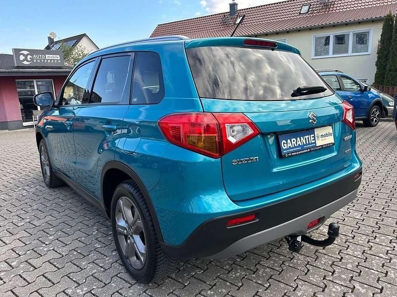 Gebraucht Suzuki Vitara Comfort+ 120 PS (88 kW) 2018 Blau SUV