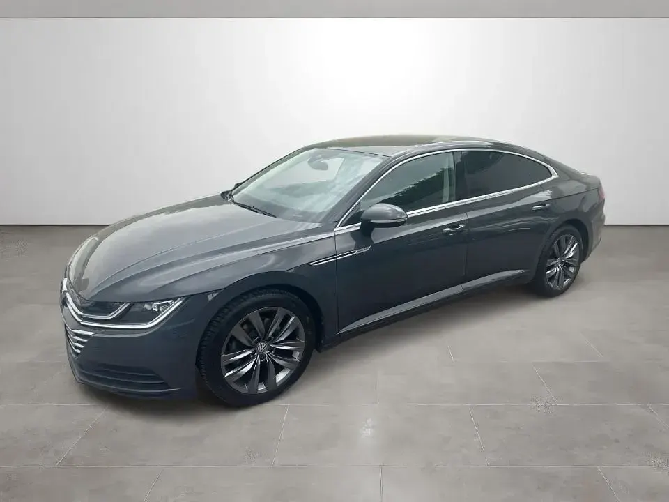 Gebraucht VW Arteon 150 PS (110 kW) 2018 Grau Kleinwagen