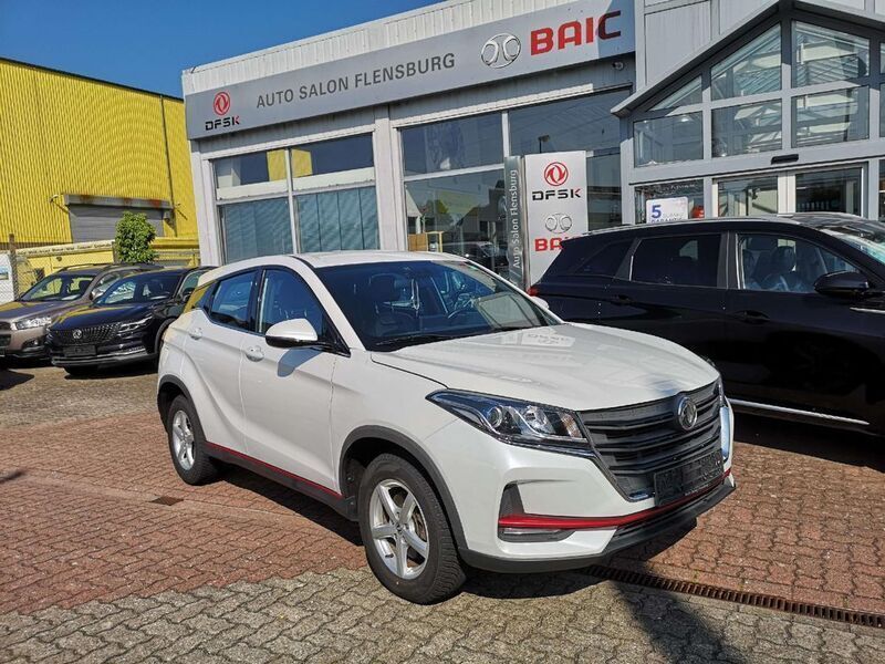 Weiß Gebraucht 2023 DFSK Fengon SUV | 16.950 € (Etwas zu teuer) - Bild 1/4