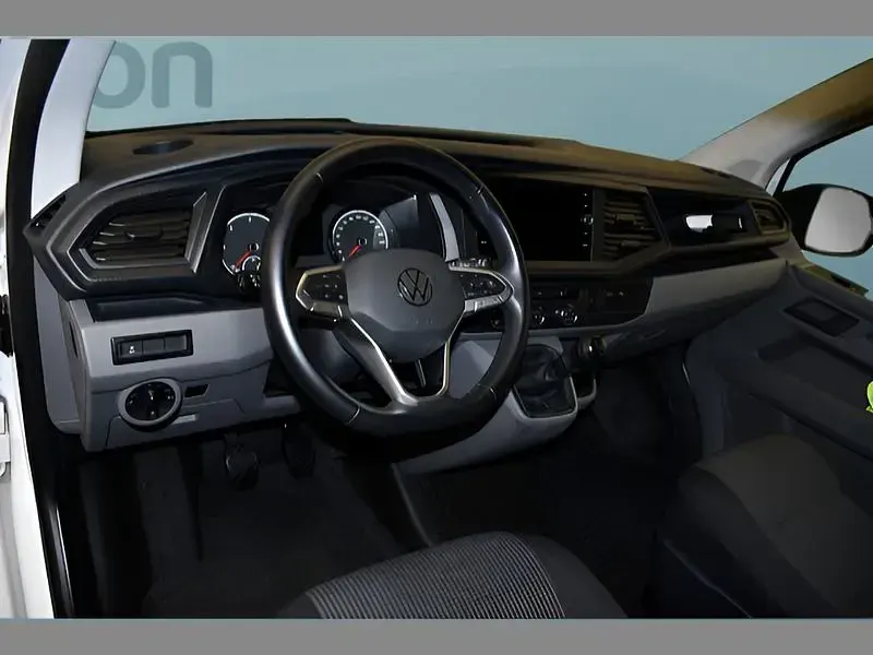 Second-hand VW Transporter 150 CP (110 kW) 2023 Alb Van
