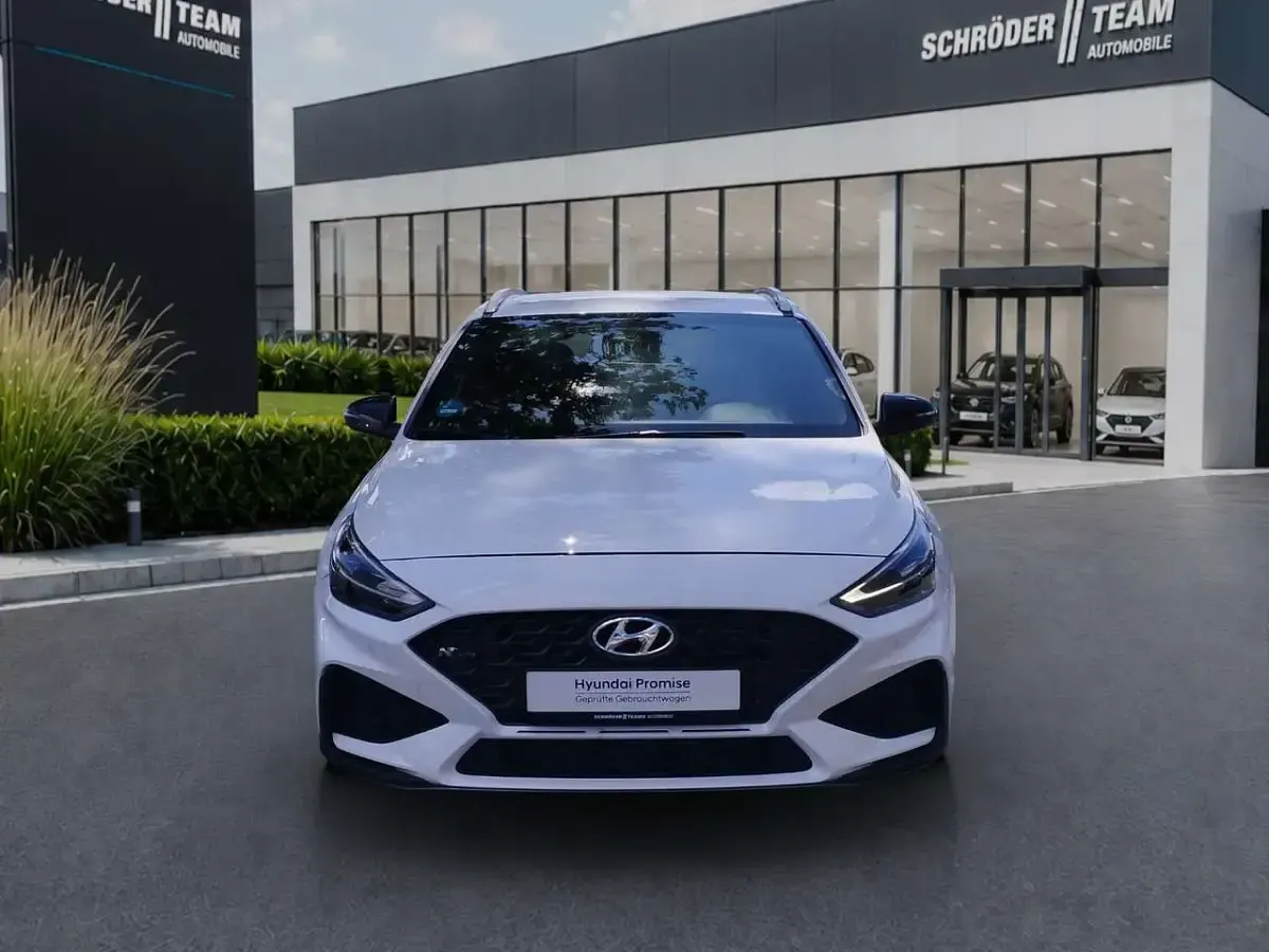 Gebraucht Hyundai i30 N Line 160 PS (117 kW) 2024 Schwarz Kombi