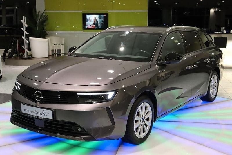 Gebraucht Opel Astra Elegance 131 PS (96 kW) 2023 Grau Kombi