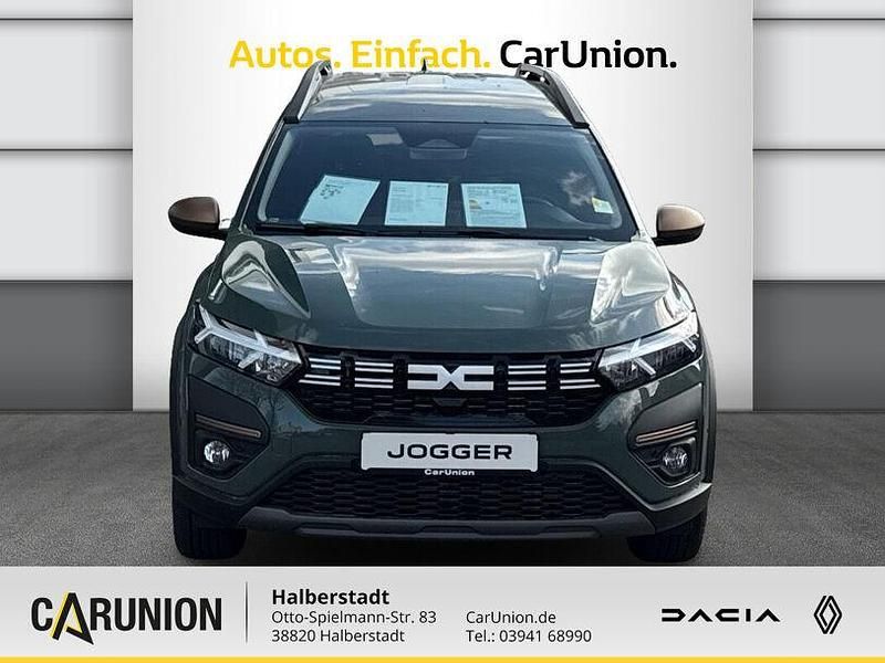 Gebraucht Dacia Jogger Extreme 141 PS (103 kW) 2025 Safarigrüngrau Van / Kleinbus