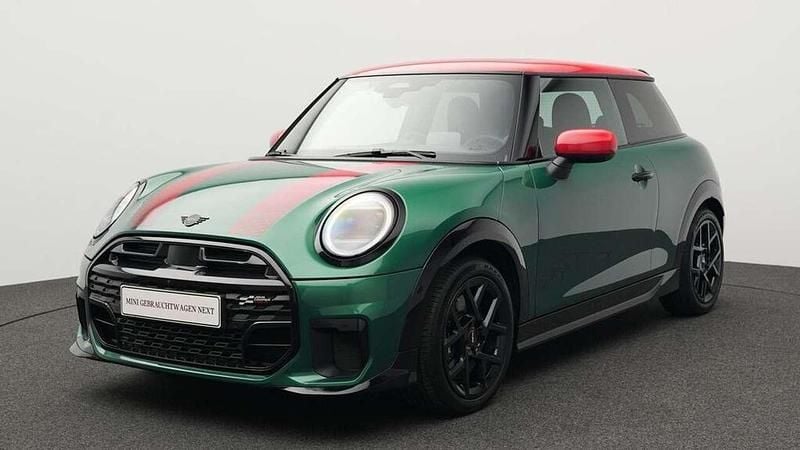 Grün Gebraucht 2024 Mini John Cooper Works Kleinwagen | 30.896 € (Guter Preis) - Bild 1/4