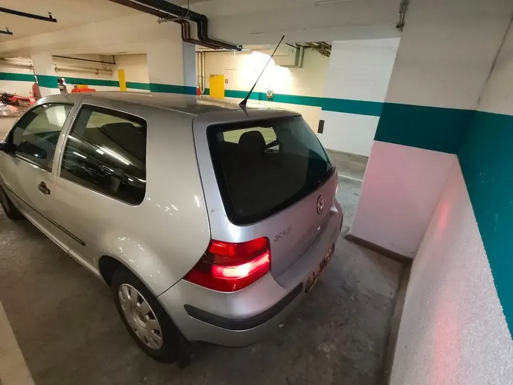 Gebraucht VW Golf IV Basis 75 PS (55 kW) 2000 Silber Kleinwagen