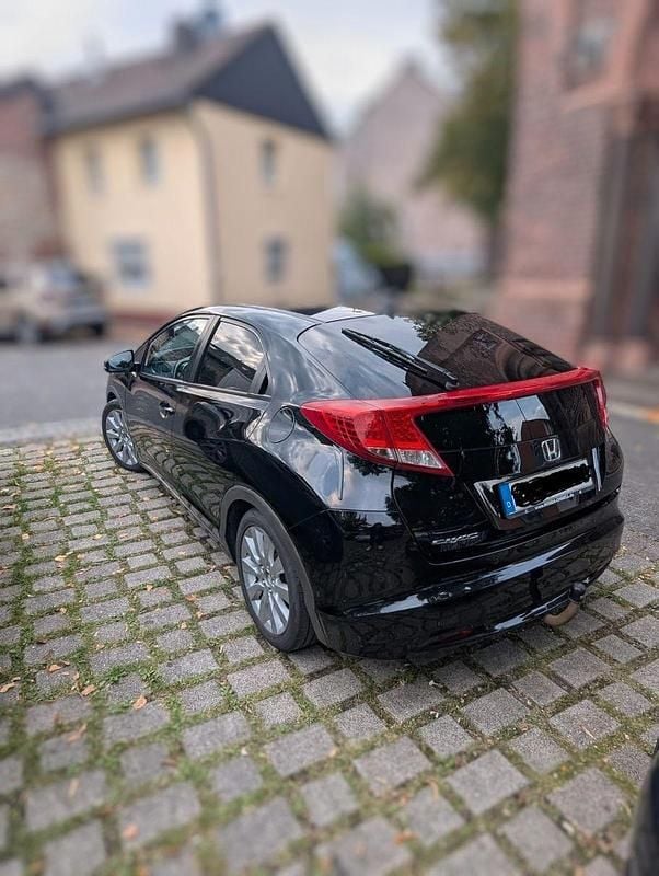 Gebraucht Honda Civic Lifestyle 150 PS (110 kW) 2014 Schwarz Limousine