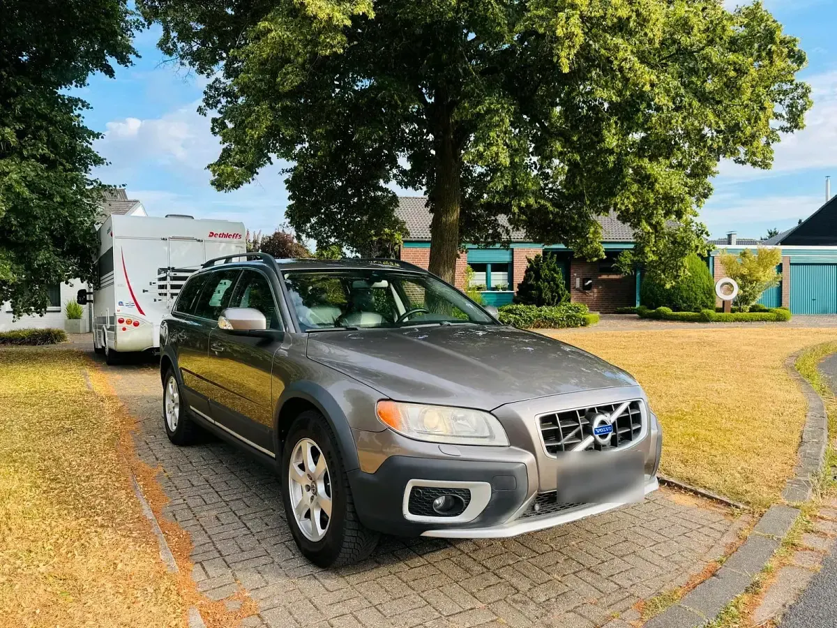 Gebraucht Volvo XC70 205 PS (150 kW) 2010 Grau Kombi