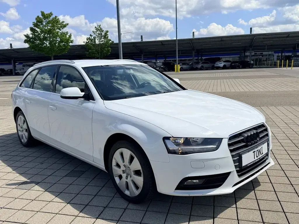Gebraucht Audi A4 Ambiente 204 PS (150 kW) 2012 Weiß Kombi