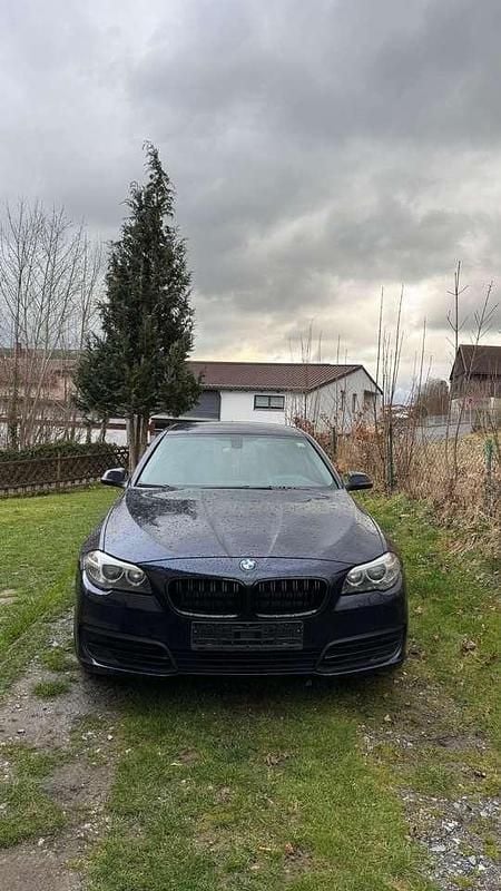 Blau Gebraucht 2014 BMW 525 Sport Line Limousine | 12.000 € (Superpreis) - Bild 1/4
