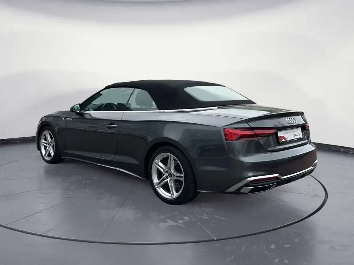 Gebraucht Audi A5 Cabriolet Ambiente 150 PS (110 kW) 2022 Daytonagrau perleffekt Cabrio