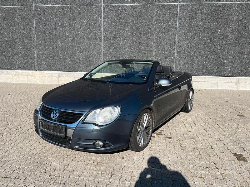 Grau Gebraucht 2007 VW Eos Cabrio | 3.300 € (Fairer Preis) - Bild 1/4