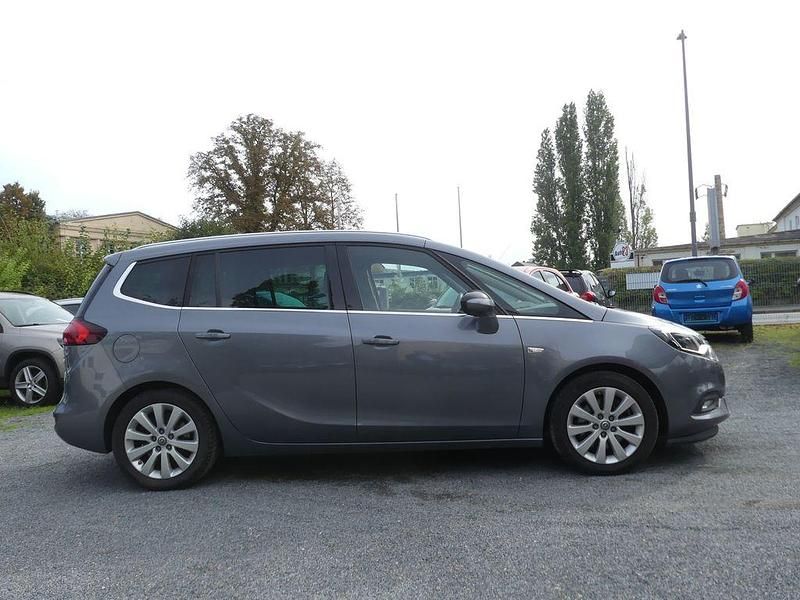 Gebraucht Opel Zafira Innovation 170 PS (125 kW) 2016 Grau Van / Kleinbus