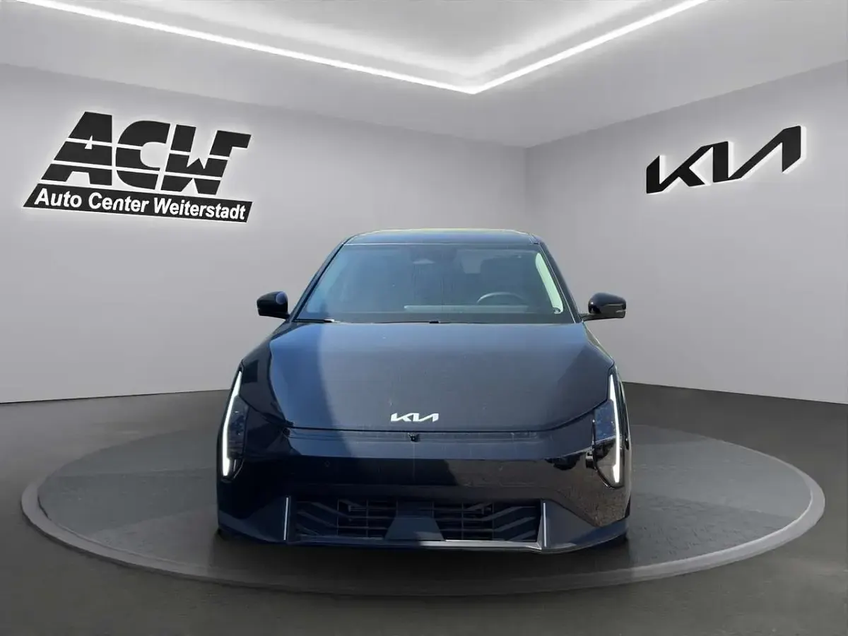 Gebraucht Kia EV4 Earth 150 kW (204 PS) 2025 Zilinaschwarz Limousine