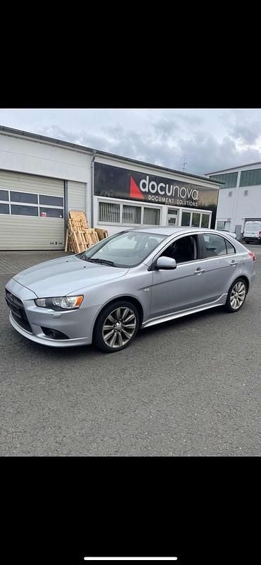 Grau Gebraucht 2010 Mitsubishi Lancer Intense Limousine | 4.600 € (Superpreis) - Bild 1/4