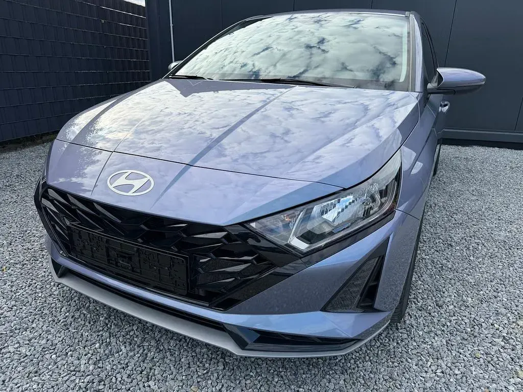 Neu Hyundai i20 90 PS (66 kW) 2026 Vibrant blue Kleinwagen