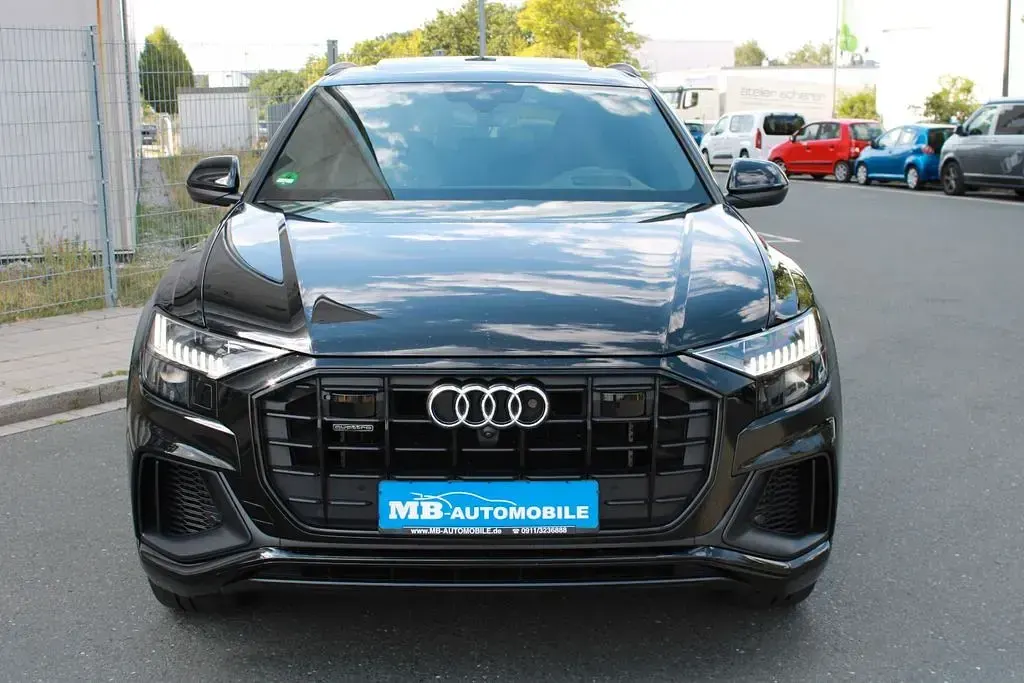 Gebraucht Audi Q8 S-Line 462 PS (339 kW) 2021 Schwarz SUV