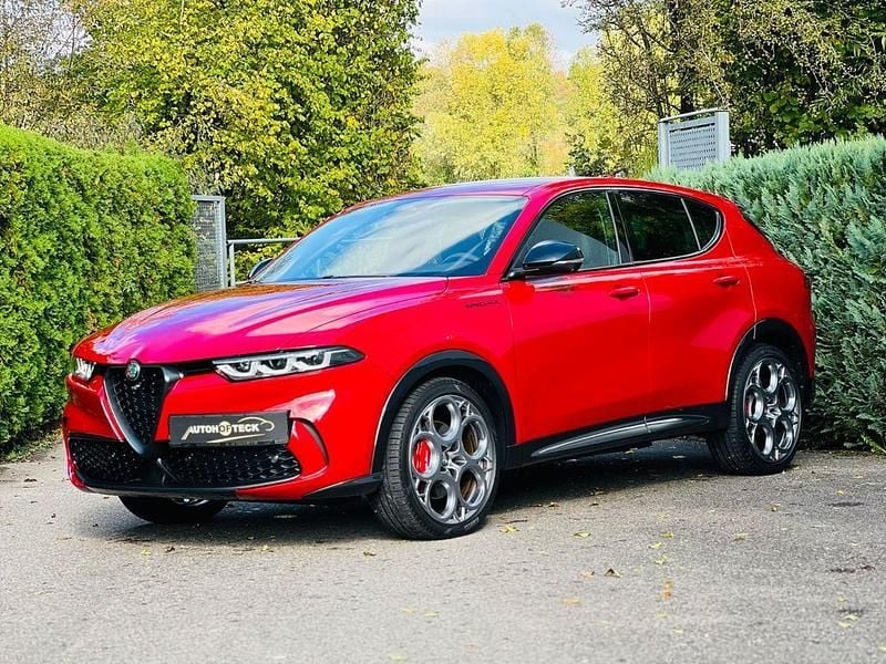 Rot Gebraucht 2023 Alfa Romeo Tonale Edizione Speciale SUV | 26.940 € (Fairer Preis) - Bild 1/4
