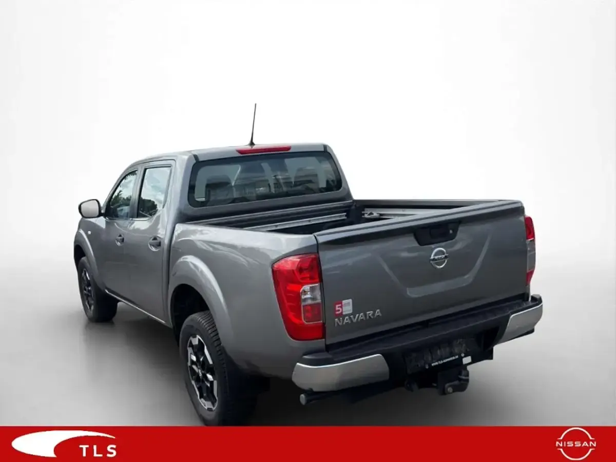 Gebraucht Nissan Navara Acenta 190 PS (139 kW) 2022 Grau Pickup