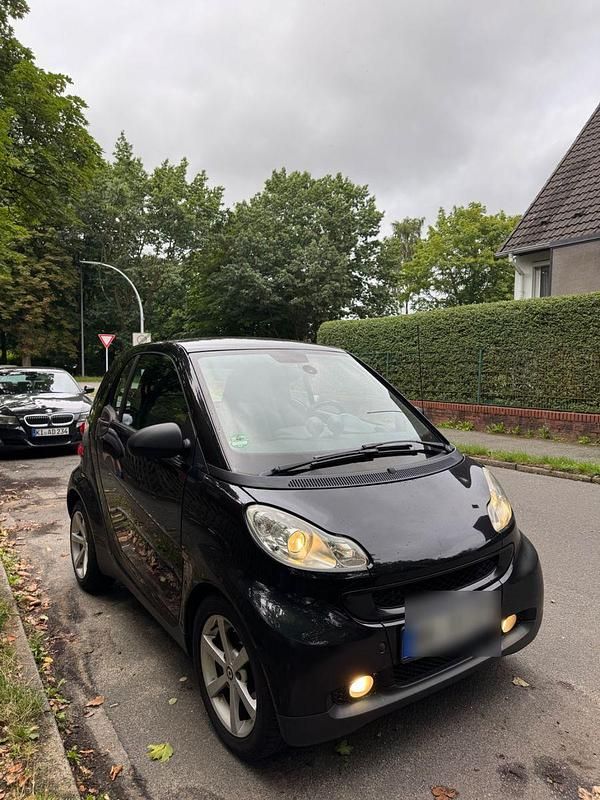 Schwarz Gebraucht 2009 Smart ForTwo Coupé Coupé | 3.600 € (Fairer Preis) - Bild 1/4
