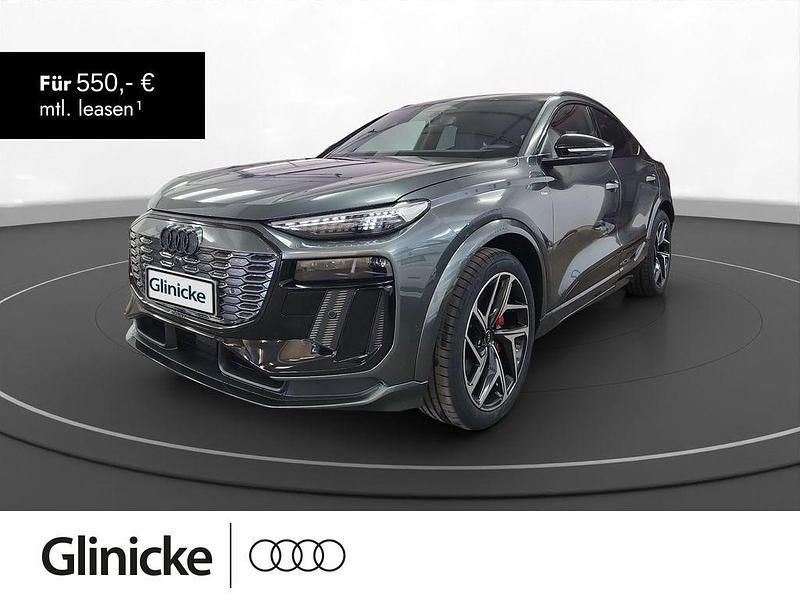 Grau Neu 2025 Audi Q6 Sportback e-tron Sport SUV | 89.930 € - Bild 1/4