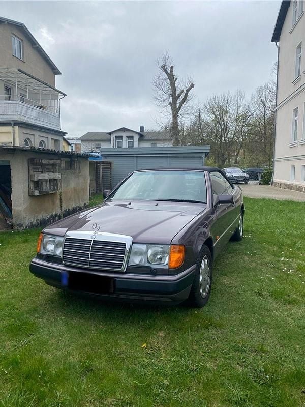 Gebraucht Mercedes E320 220 PS (161 kW) 1993 Cabrio