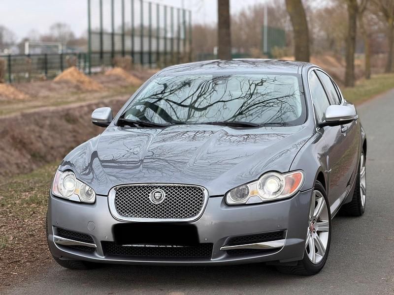 Gebraucht Jaguar XF 240 PS (176 kW) 2010 Grau Limousine