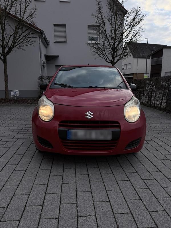 Gebraucht Suzuki Alto 68 PS (50 kW) 2011 Rot Kleinwagen