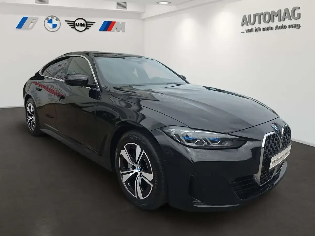 Gebraucht BMW 430 Sport Line 245 PS (180 kW) 2023 Schwarz Coupé