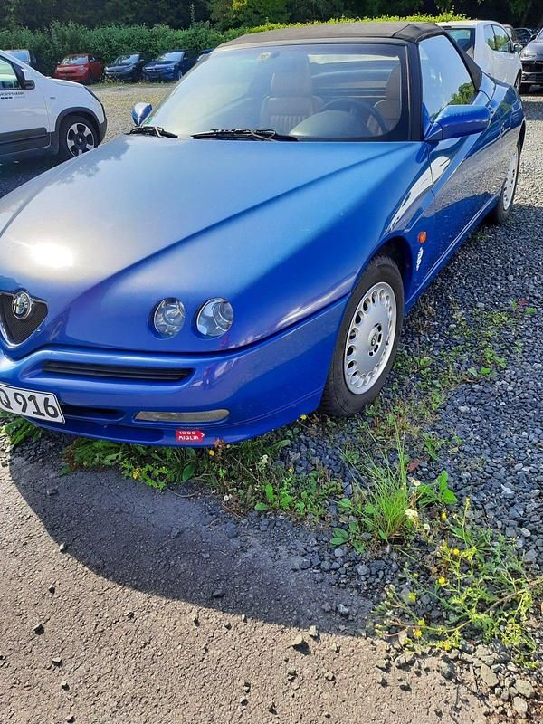Gebraucht Alfa Romeo Spider 150 PS (110 kW) 1998 Blau Cabrio